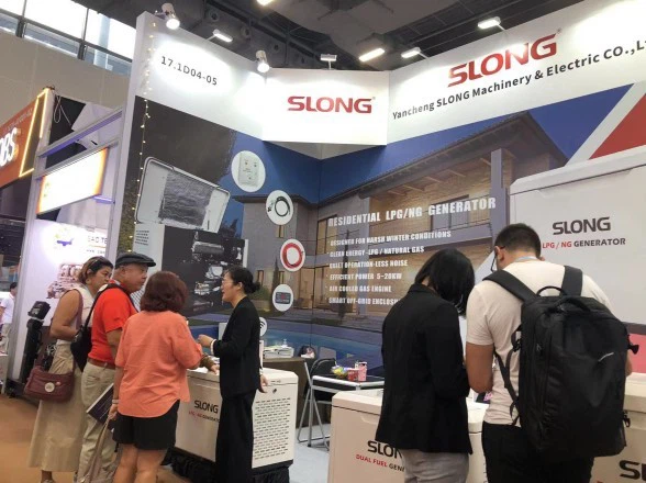 customers in exhibition customers in exhibition